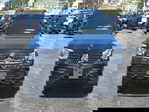 Used 2021 Mercedes-Benz GLC 300 image 2