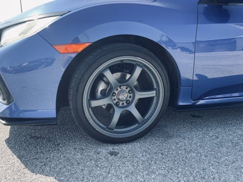Used 2018 Honda Civic Sport image 30