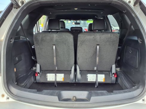 Used 2017 Ford Explorer XLT w/ Equipment Group 202A image 23