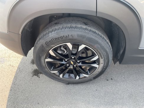 Used 2021 Chevrolet TrailBlazer LT w/ Convenience Package image 22