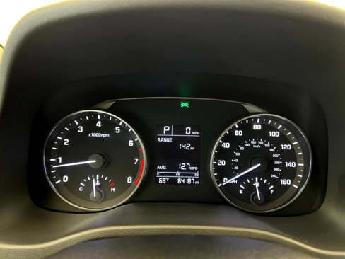 Used 2017 Hyundai Elantra SE image 16