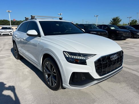 Used 2021 Audi Q8 Premium Plus w/ Premium Plus Package image 3
