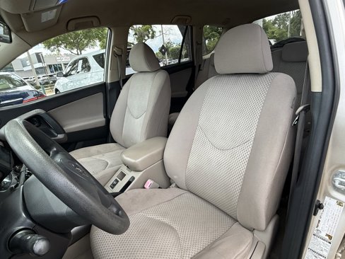Used 2008 Toyota RAV4 4WD image 22
