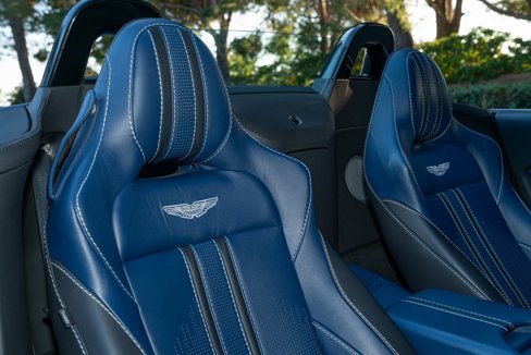Used 2023 Aston Martin V8 Vantage Roadster image 19