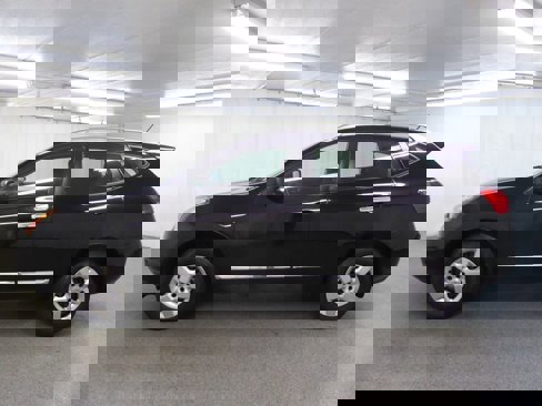 Used 2014 Nissan Rogue S w/ Convenience Package image 4