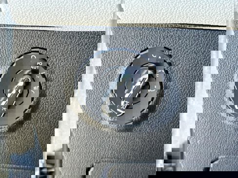 Certified 2025 Volkswagen Taos S image 27