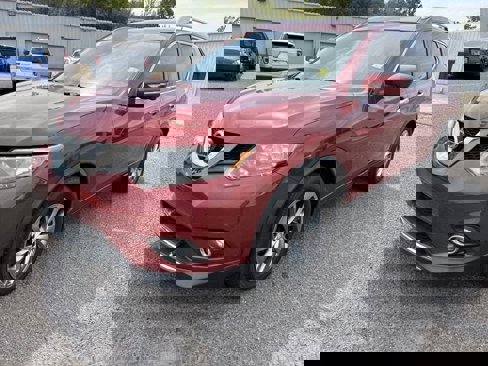 Used 2014 Nissan Rogue SL image 1