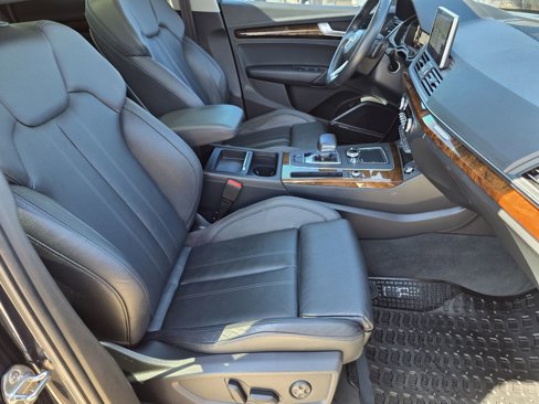 Used 2018 Audi Q5 2.0T Premium Plus w/ Premium Plus Package image 14