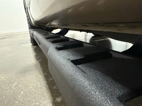 Used 2020 Nissan Titan PRO-4X image 12