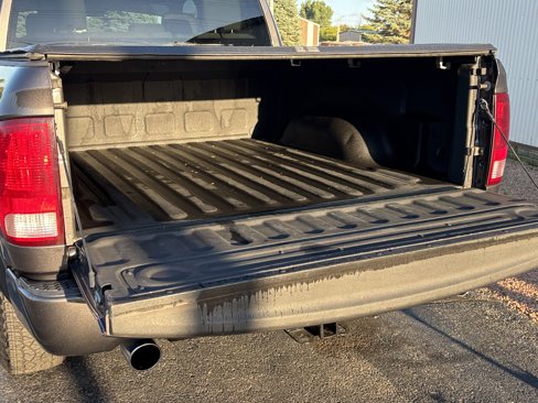 Used 2015 RAM 1500 Express image 14