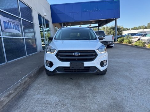 Used 2019 Ford Escape SEL image 4