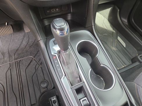 Used 2020 Chevrolet Equinox LT image 28
