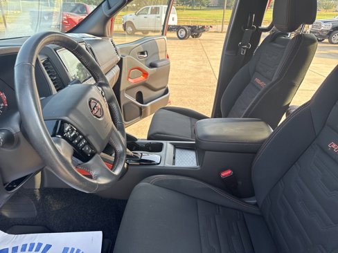 Used 2024 Nissan Frontier PRO-4X w/ Technology Package image 16