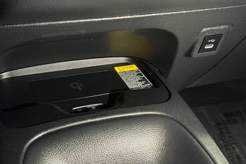 Used 2024 Toyota Corolla SE image 29
