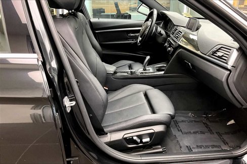 Used 2017 BMW 330e image 8