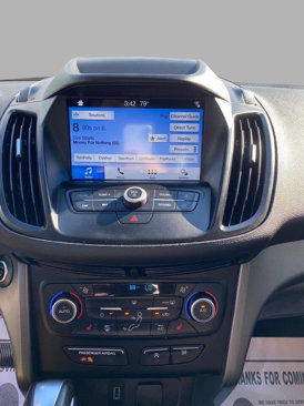 Used 2019 Ford Escape SEL image 24
