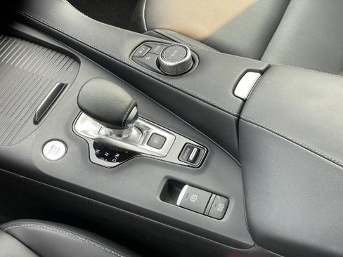 Certified 2022 INFINITI QX50 Pure image 18