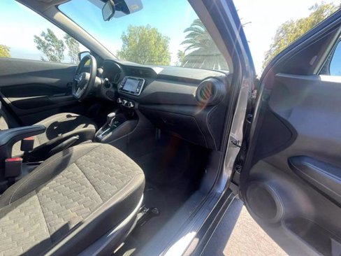 Used 2021 Nissan Kicks S image 44