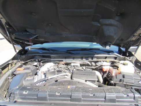 Used 2024 GMC Sierra 2500 AT4 w/ Technology Package image 12