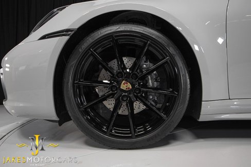 Used 2022 Porsche 911 Carrera image 59