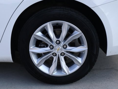 Used 2024 Chevrolet Malibu LT image 8