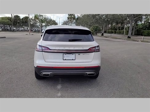 Used 2019 Lincoln Nautilus Reserve image 31