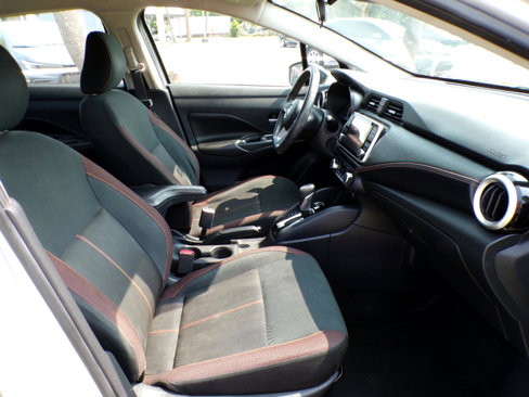 Used 2020 Nissan Versa SR w/ Convenience Package image 16