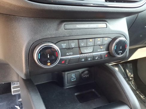 Used 2023 Ford Escape ST-Line image 21