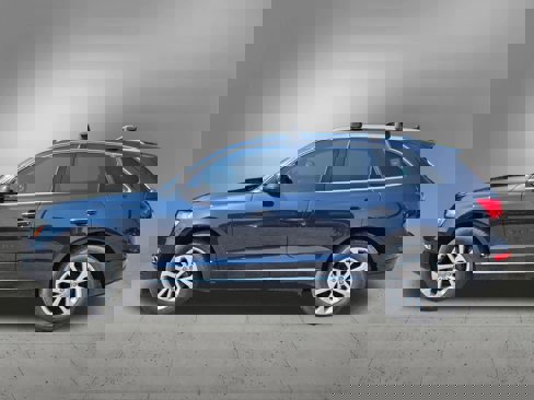 Used 2016 Audi Q5 2.0T Premium Plus w/ Technology Package image 3