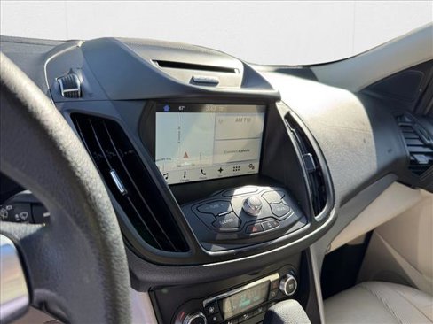 Used 2016 Ford Escape SE w/ SE Chrome Package image 14