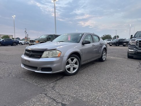 Used 2013 Dodge Avenger SE image 1