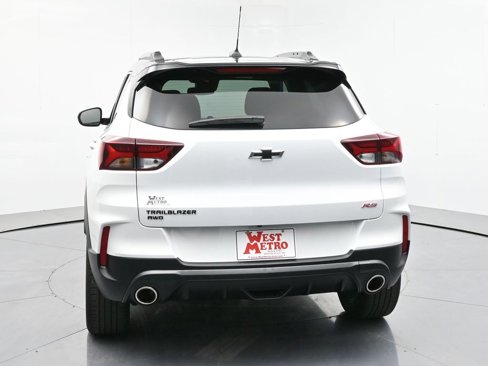 Used 2023 Chevrolet TrailBlazer RS image 30