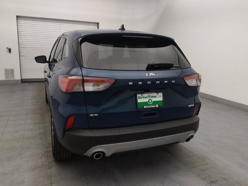 Used 2020 Ford Escape SE image 6