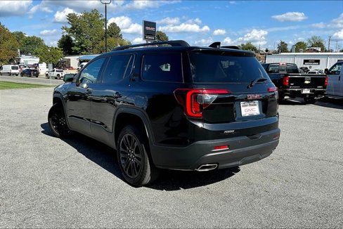 Certified 2023 GMC Acadia SLE w/ Driver Convenience Package image 4