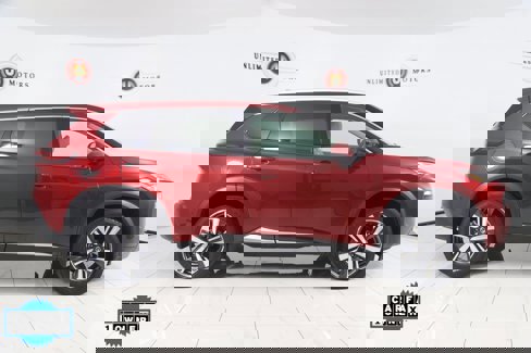 Used 2021 Nissan Rogue SL image 2