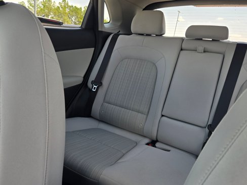 Used 2023 Hyundai Kona SEL image 12