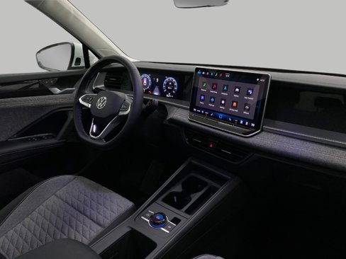 New 2025 Volkswagen Tiguan S image 18
