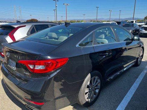 Used 2017 Hyundai Sonata Sport image 5