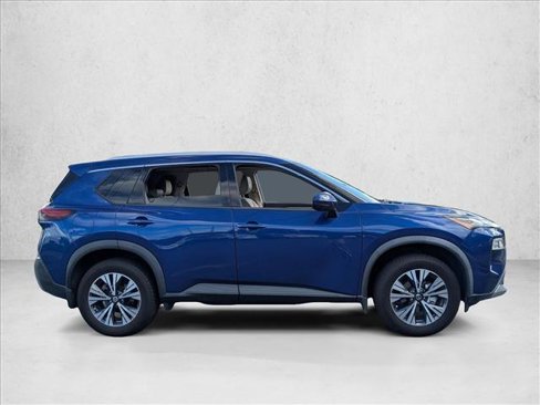 Used 2021 Nissan Rogue SV w/ Premium Package image 4