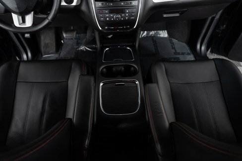 Used 2014 Dodge Grand Caravan R/T w/ Driver Convenience Group image 41