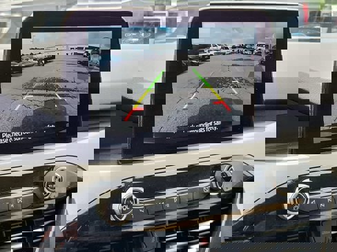 Used 2022 Ford Escape SEL image 16