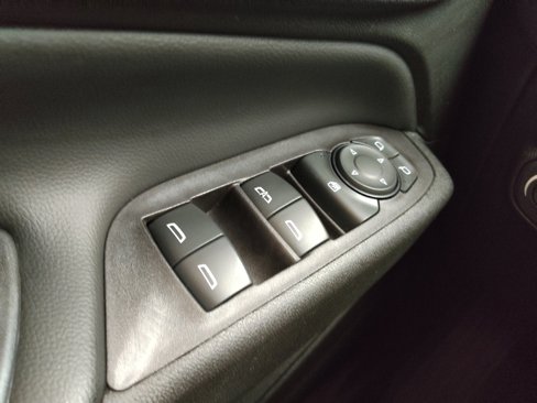 Used 2021 Chevrolet Equinox LT image 27