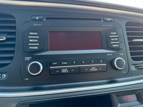 Used 2015 Kia Optima LX image 19