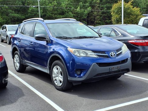 Used 2014 Toyota RAV4 LE image 1