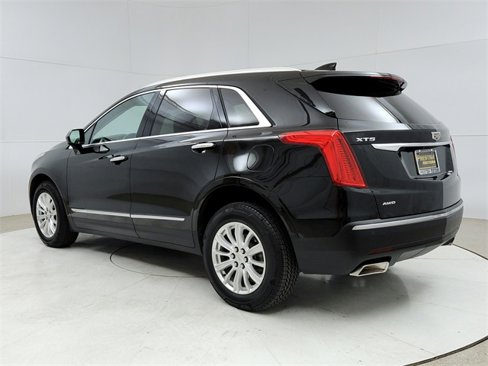 Used 2017 Cadillac XT5 Luxury w/ Driver Awareness Package image 5