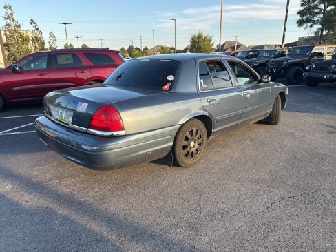 Used 2008 Ford Crown Victoria LX image 6
