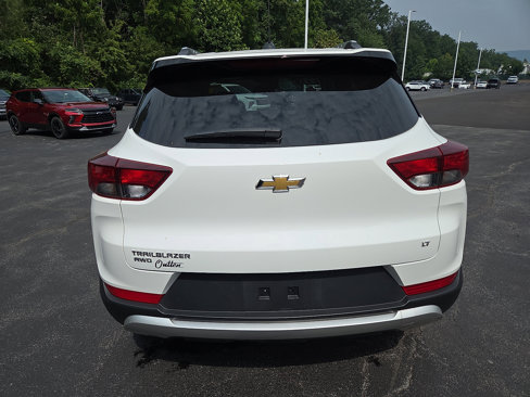 Used 2023 Chevrolet TrailBlazer LT image 4