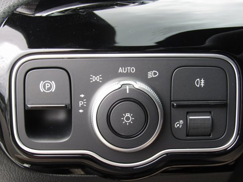 Certified 2025 Mercedes-Benz CLA 250 4MATIC image 35
