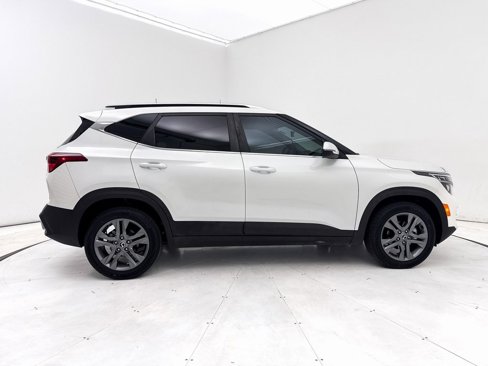 Used 2021 Kia Seltos S image 29
