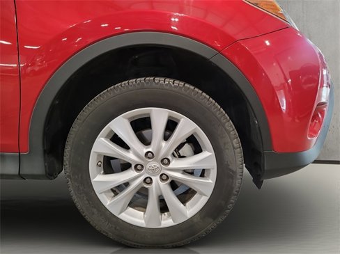 Used 2015 Toyota RAV4 Limited image 23